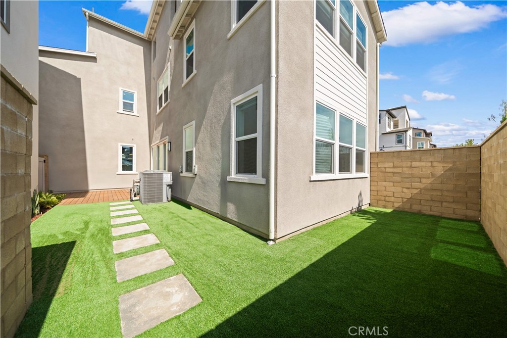 201 Yerba, Irvine CA 92618 - Photo 49