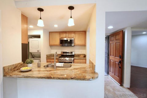 Photo of 3021 Golden Oak Way Way, Spring Valley, CA 91978 (MLS # 260021626SD)