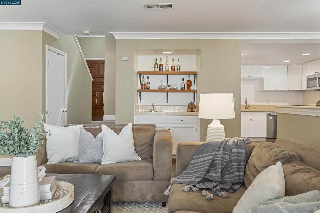MISSION PINES - Residential