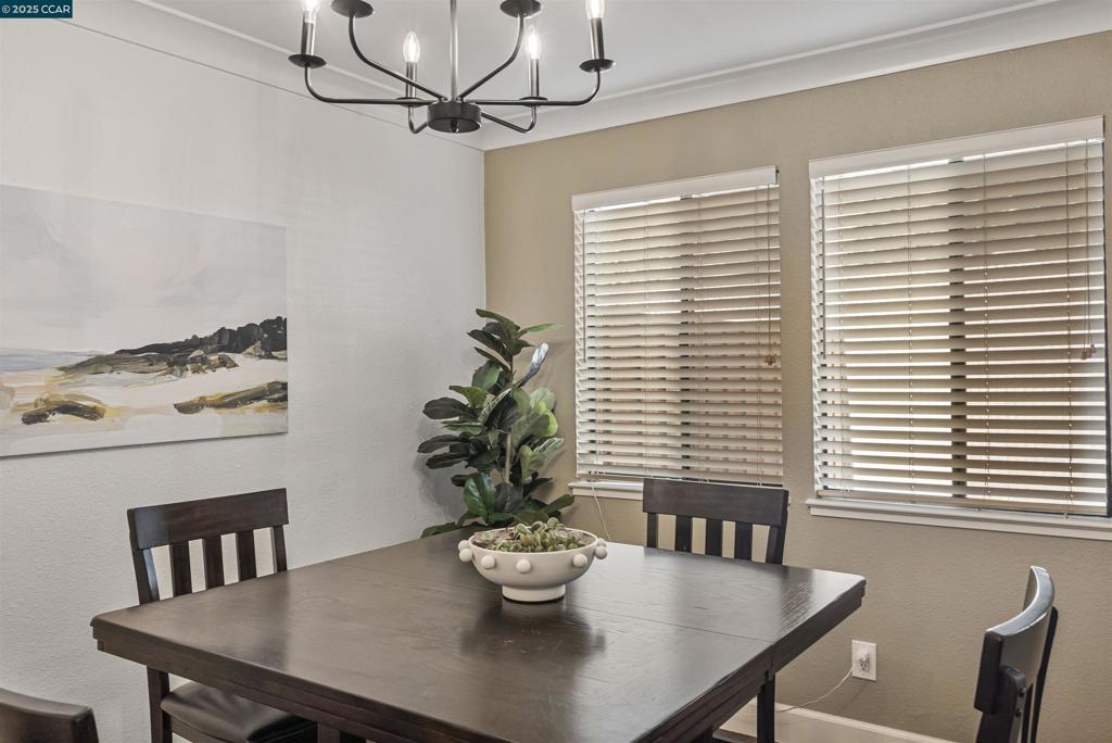 MISSION PINES - Residential