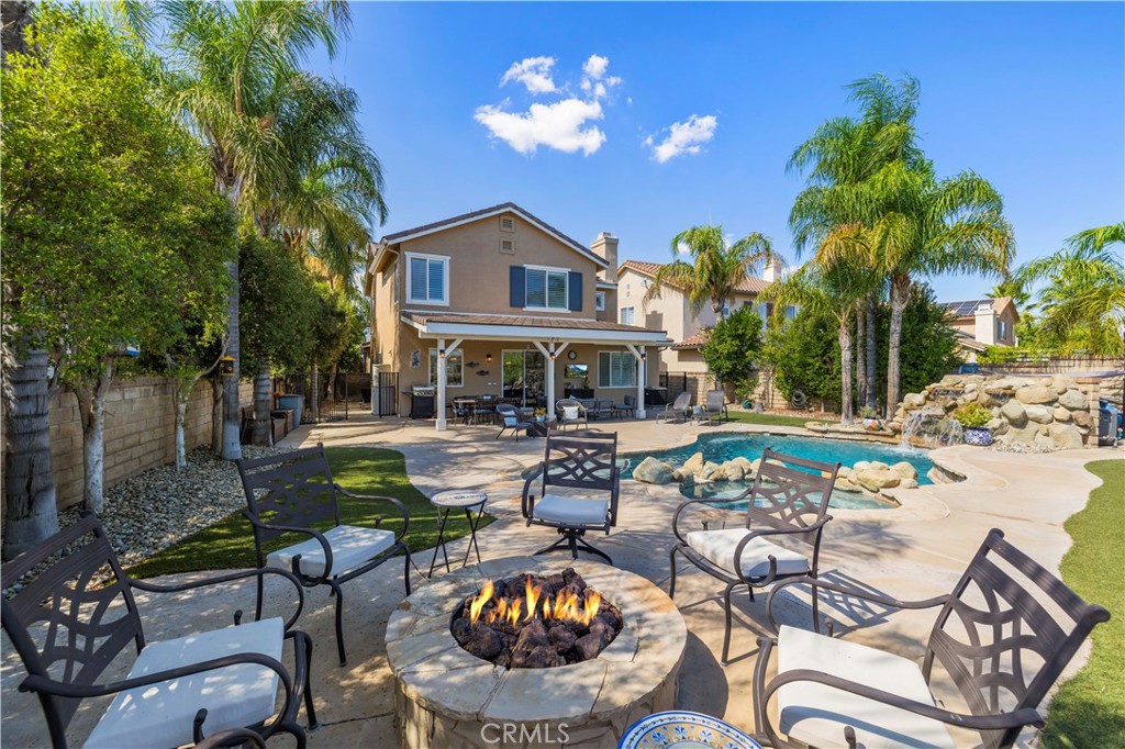 27879 Alta Vista Avenue