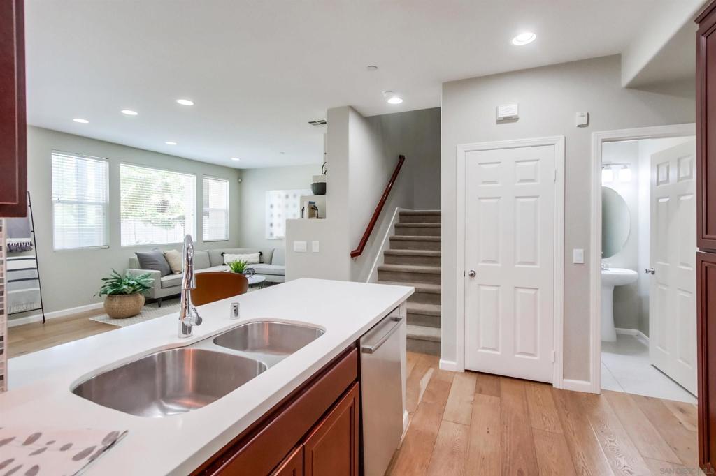 Mission Valley - Residential Lease