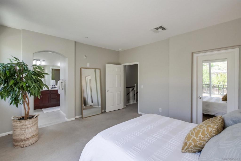 Mission Valley - Residential Lease