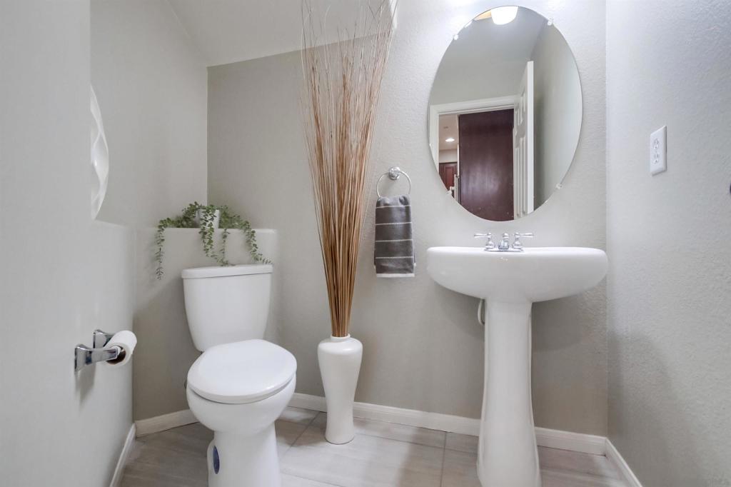 Mission Valley - Residential Lease