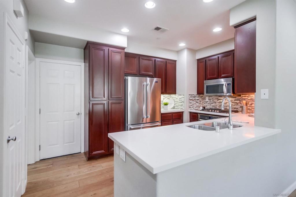 Mission Valley - Residential Lease