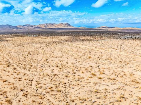 Photo of 0 Shadow Mountain Road, Adelanto, CA 92301 (MLS # FR26069048)