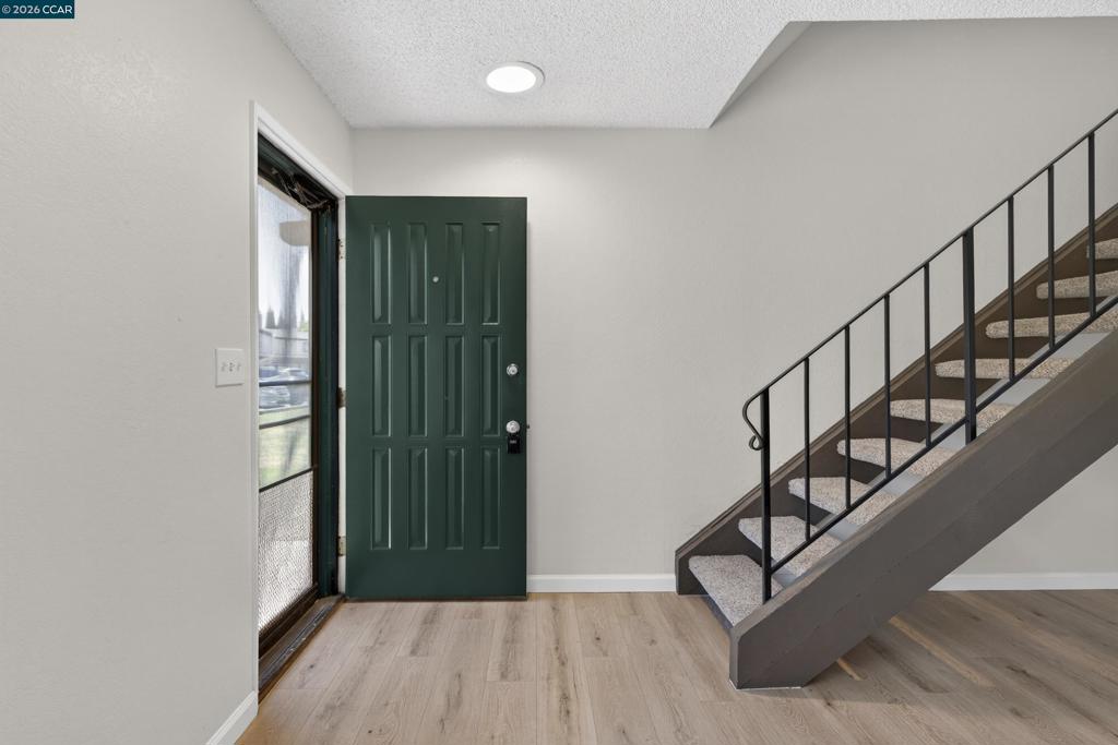 1031 Clyde Ave 1102