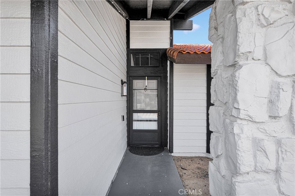 13684 Elm Street