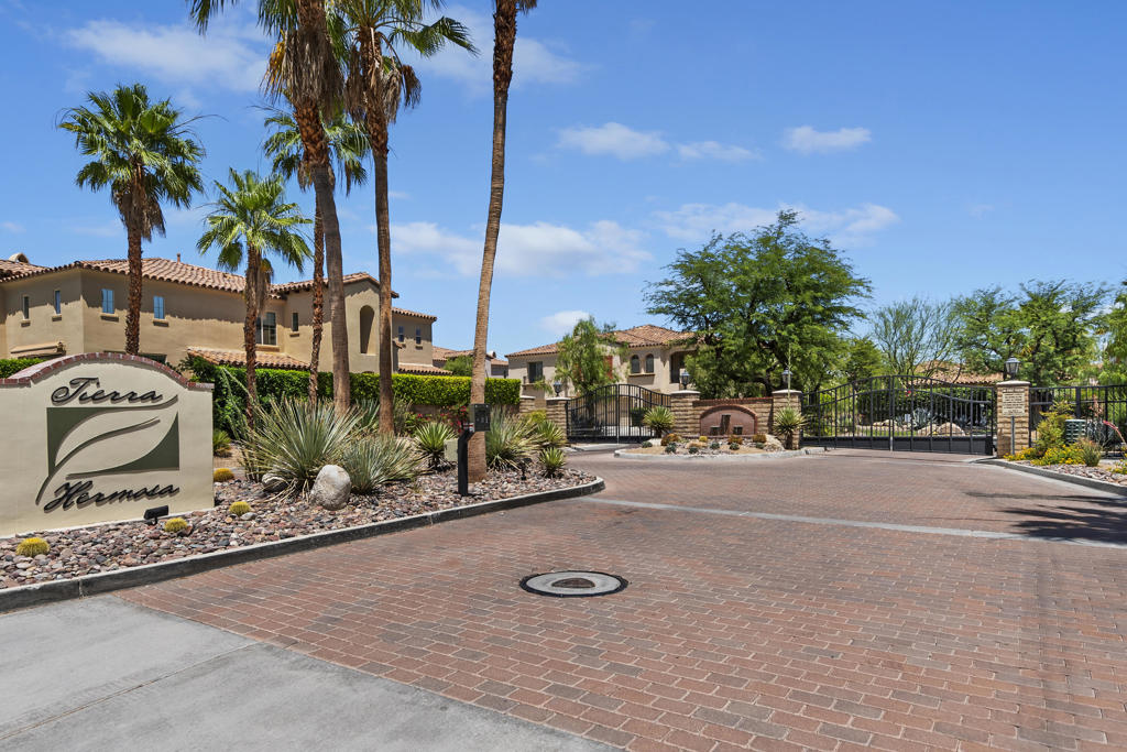 Tierra Hermosa - Residential