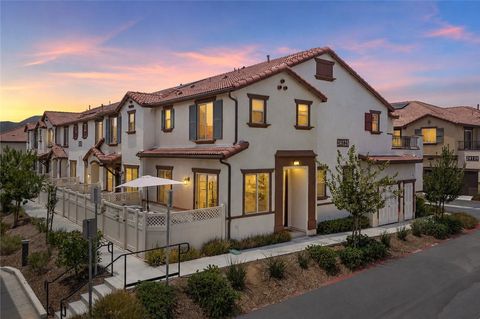 Photo of 24125 Tuscany Avenue #1401, Murrieta, CA 92562 (MLS # IV26134354)