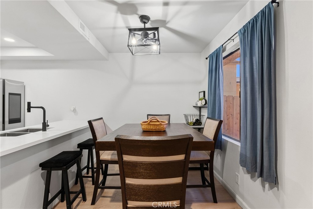 159 S Wilmington F