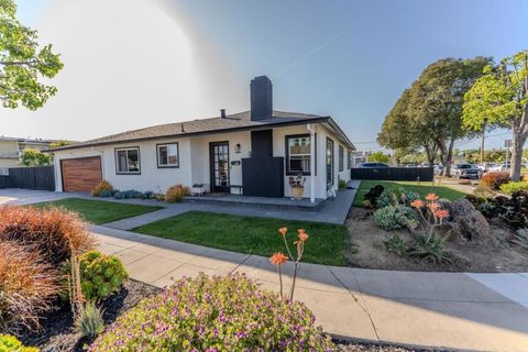 Photo of 1825 Wilshire Boulevard, San Jose, CA 95116 (MLS # ML82043562)