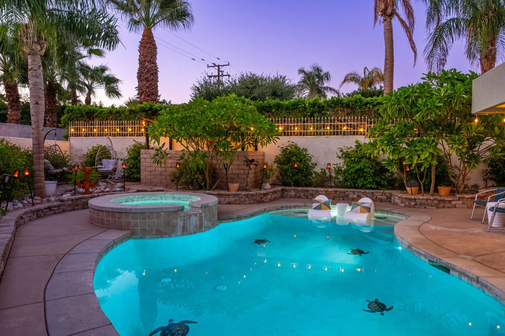 Properties 3 590 Poppy Street