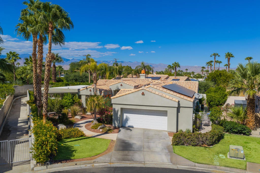 Properties 4 590 Poppy Street