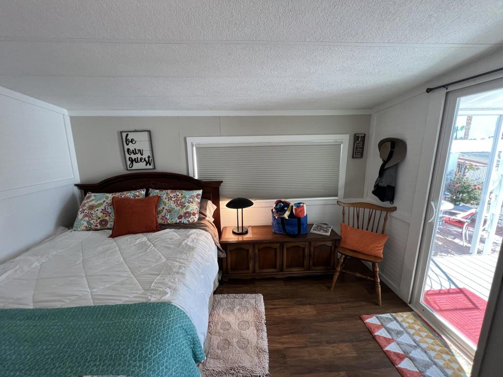 Desert Crest CC - Manufactured In Park