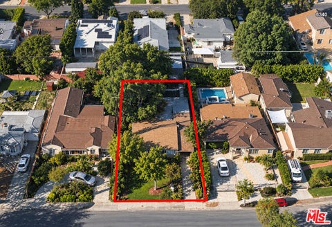 Photo of 6325 Klump Avenue, North Hollywood, CA 91606 (MLS # 26992313)