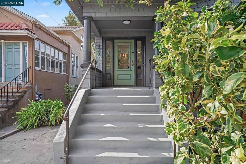 4959 Desmond St.