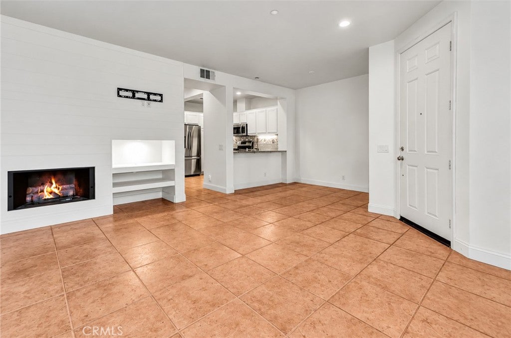 5 Wildflower Place