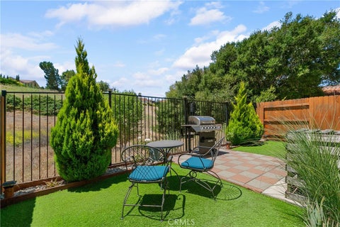 Tiny photo for 363 Calle De Pueblo, Templeton, CA 93465 (MLS # SC26135052)