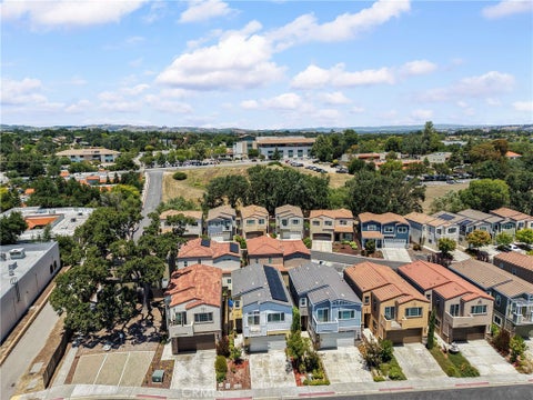 Tiny photo for 363 Calle De Pueblo, Templeton, CA 93465 (MLS # SC26135052)