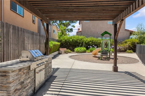 Tiny photo for 363 Calle De Pueblo, Templeton, CA 93465 (MLS # SC26135052)