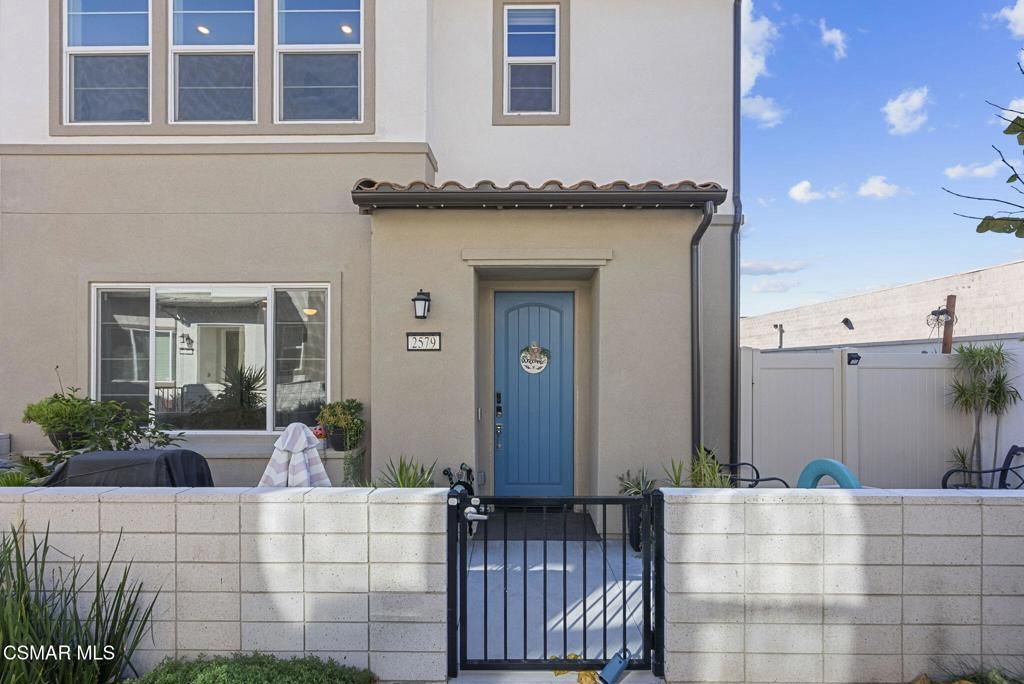 Photo of 2579 Little Rock Lane, Simi Valley, CA 93065 (MLS # 225005417)