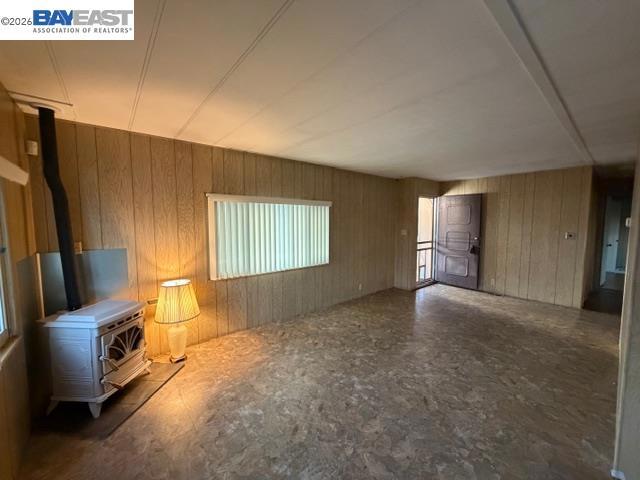 1200 1200 W Winton Ave