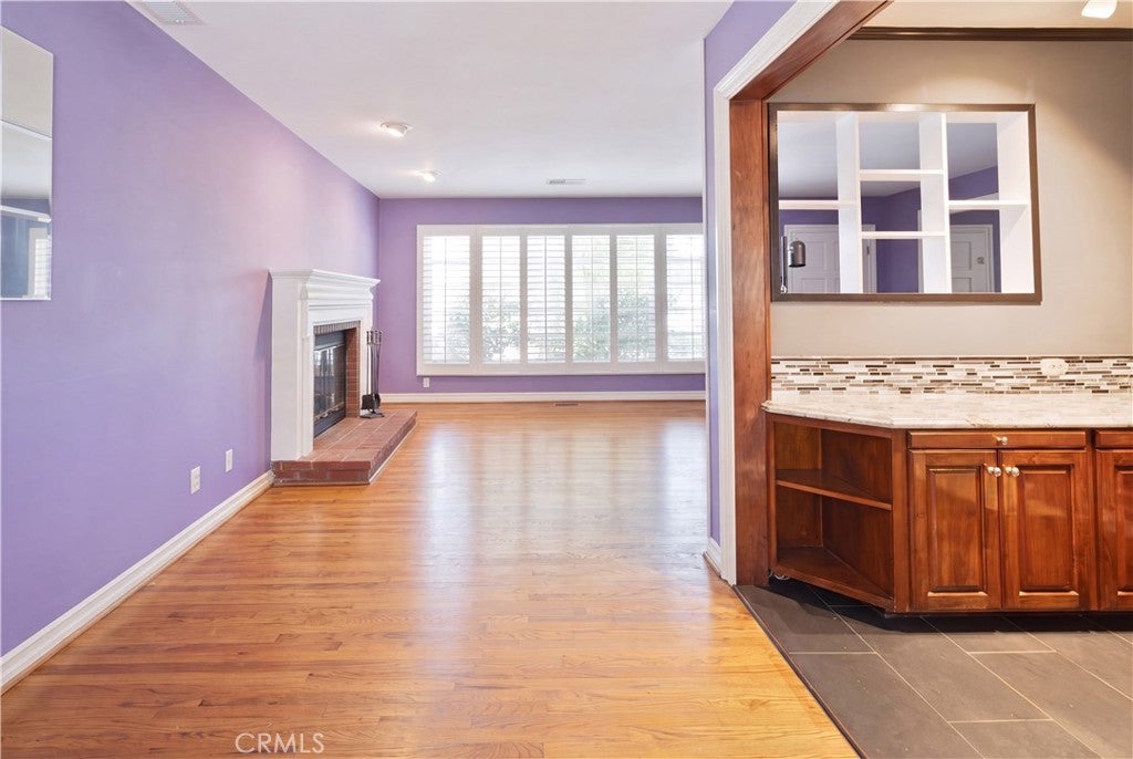 7032 Encino