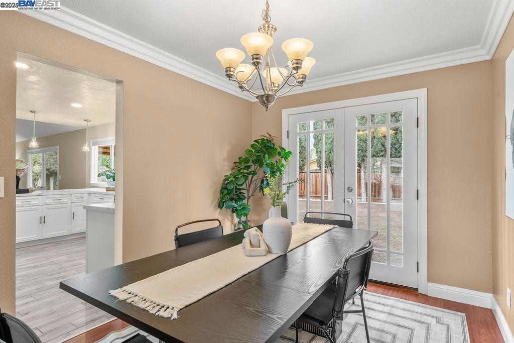 OAKLEY - Residential