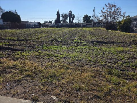 2331 W Front Street Selma CA 93662