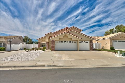 Photo of 44929 Camino Alamosa, Temecula, CA 92592 (MLS # SW26081865)