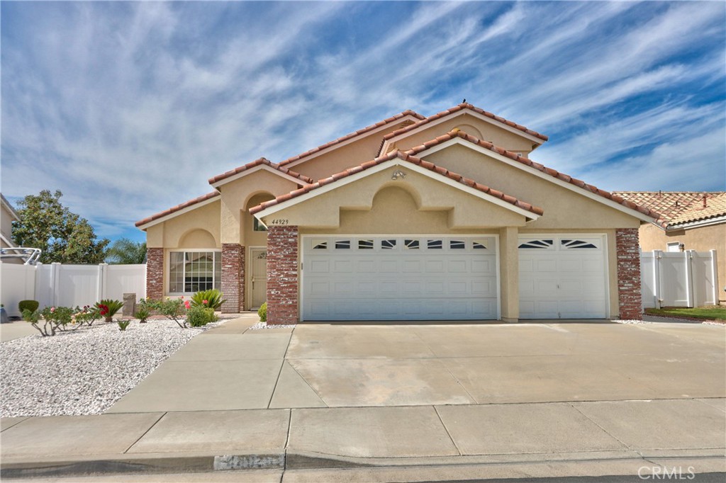44929 Camino Alamosa