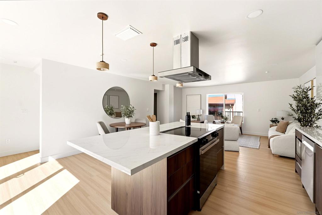 3425 Wilshire Ter