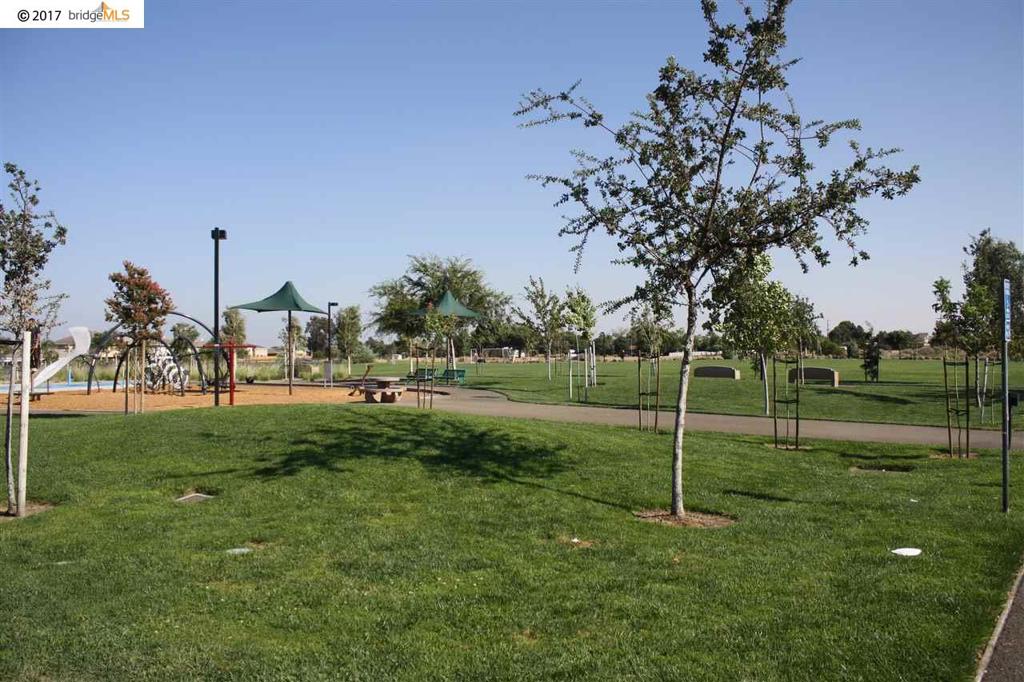 OAK GROVE - Residential