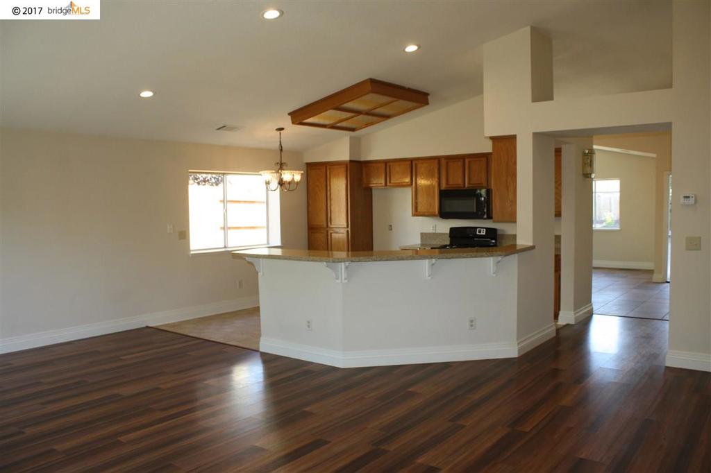 OAK GROVE - Residential