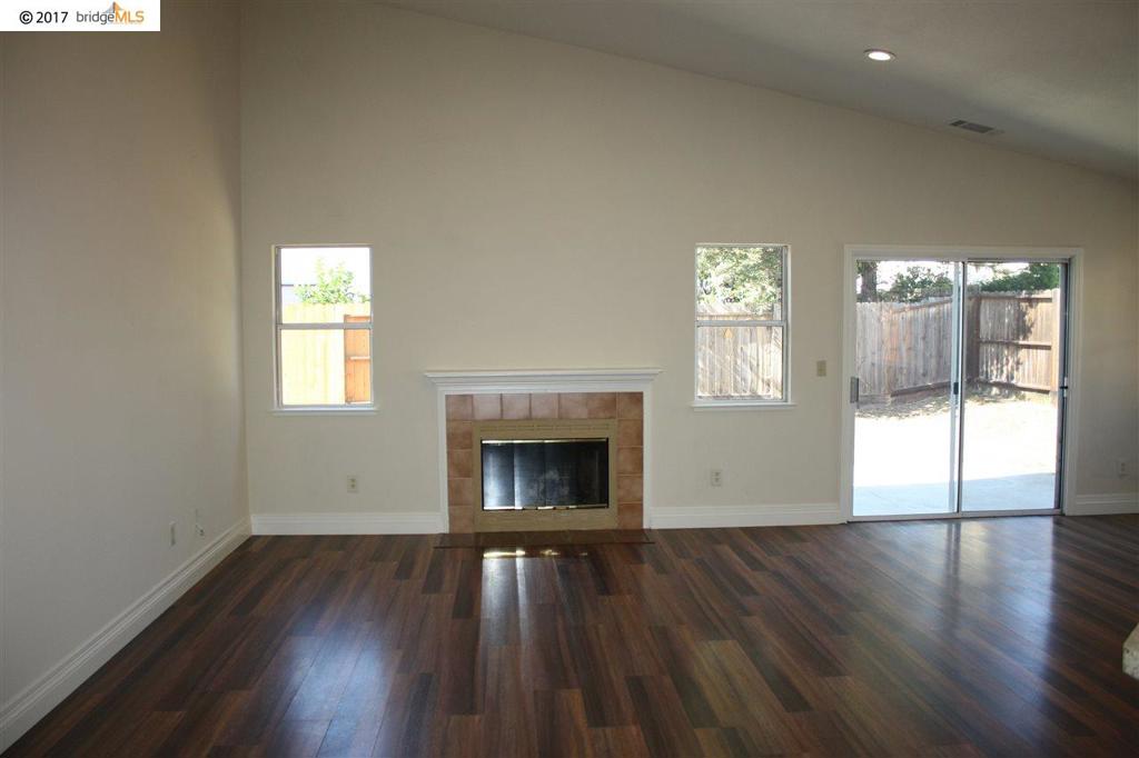 OAK GROVE - Residential