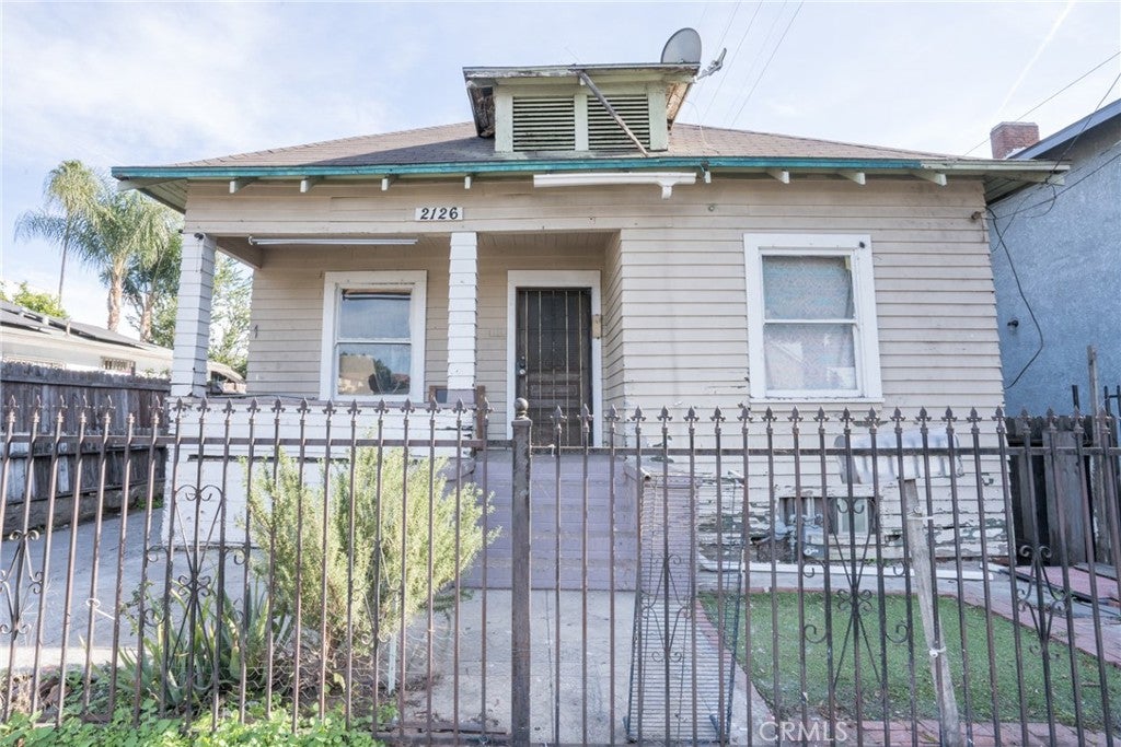 2126 Daly