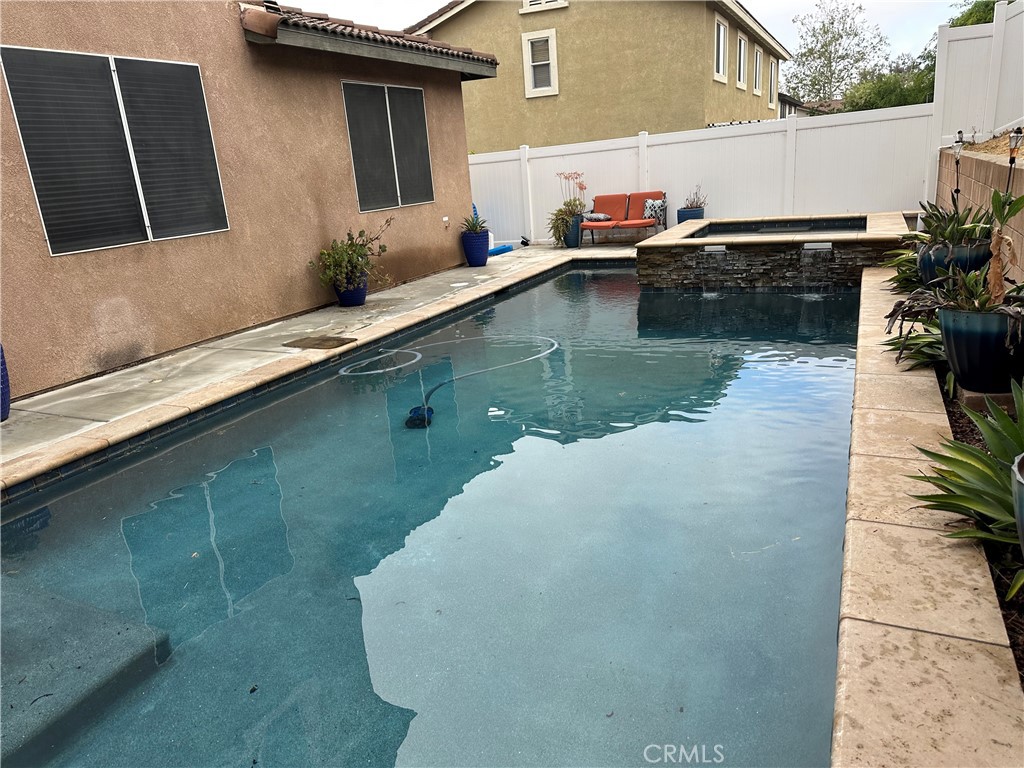 8072 Branding Iron Lane