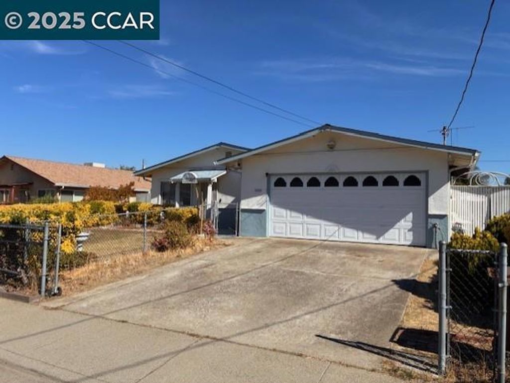 Photo of 26 Seaview Dr Dr, Bay Point, CA 94565 (MLS # 41115174)