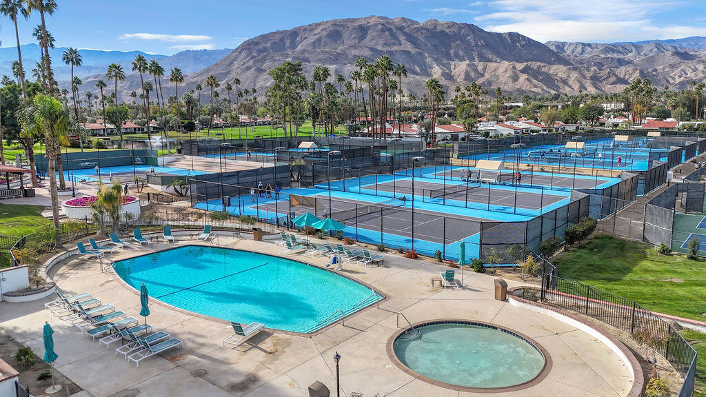 Rancho Las Palmas C. - Residential