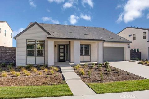 15949 Conservatory Drive Fontana CA 92336