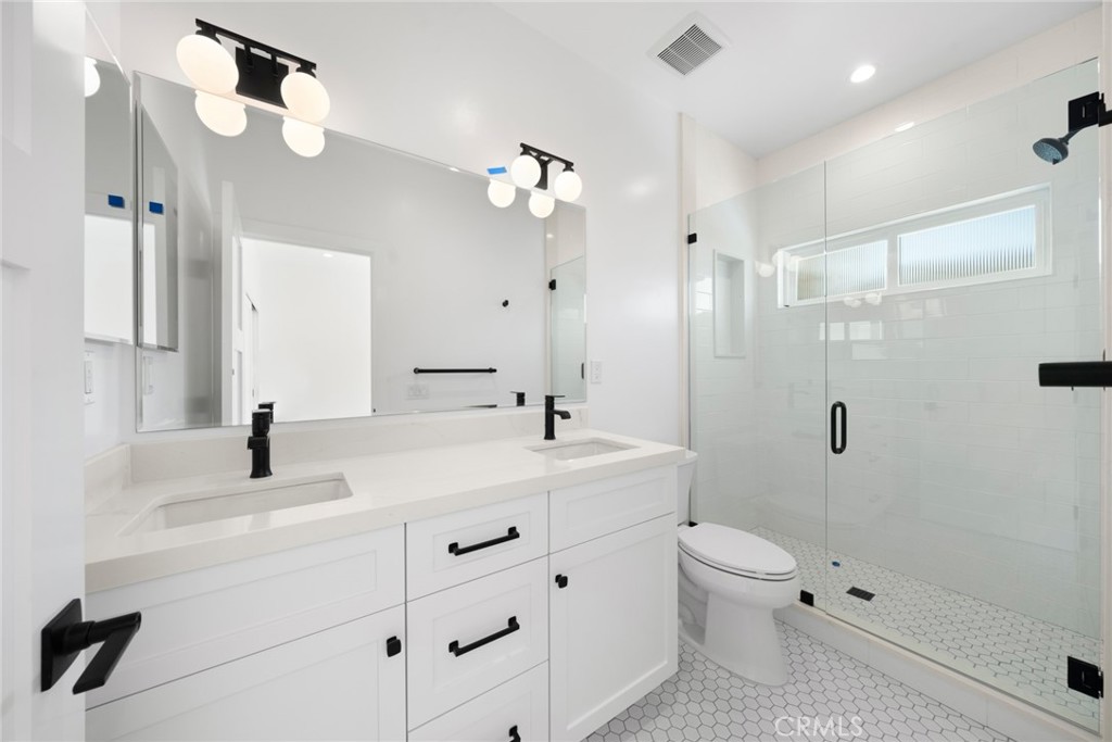 Eastside Central (ECCM) - Residential Lease