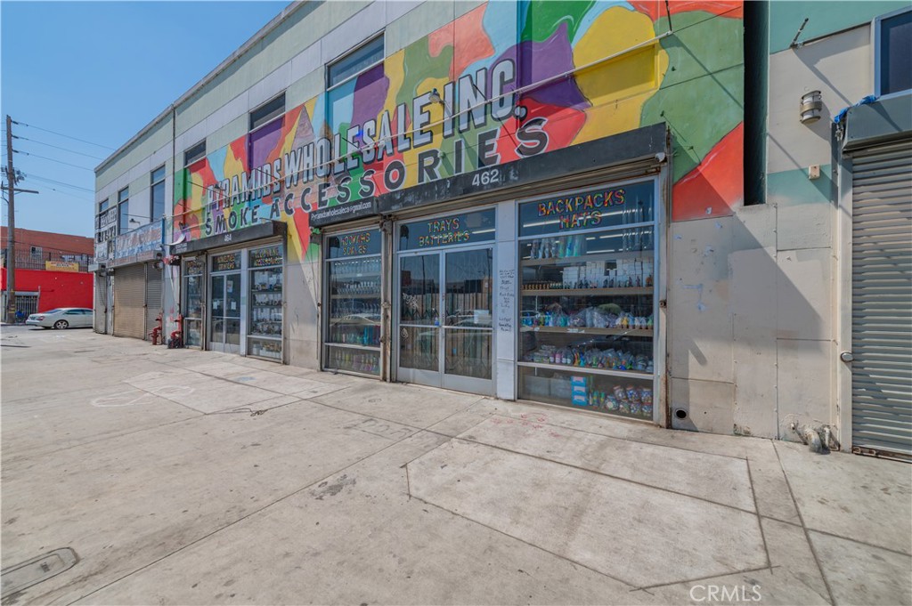 472 E 4th Street