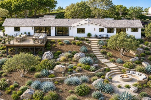 Photo of 13940 Northcrest LN, Poway, CA 92064 (MLS # 260020456SD)