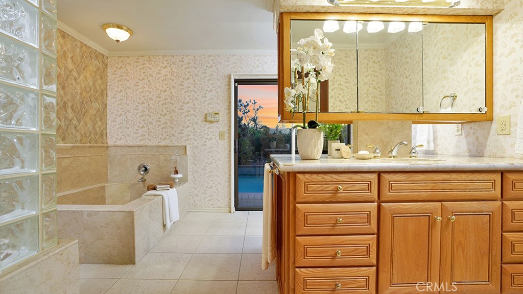 Emerald Ridge (ER) - Residential
