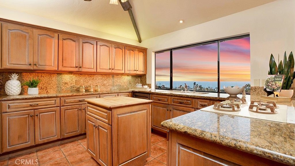 Emerald Ridge (ER) - Residential