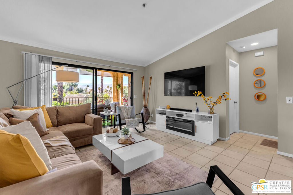 68039 Lakeland Drive