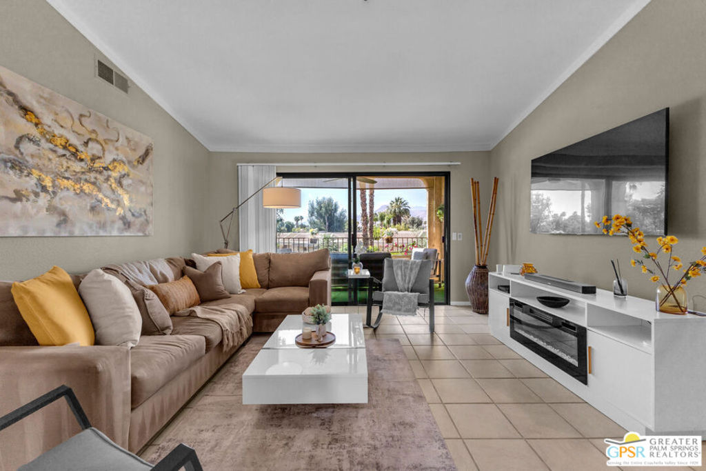 68039 Lakeland Drive
