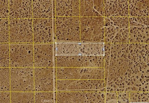 Photo of 0 Corner 145th St E/Ave G-12, Lancaster, CA 93535 (MLS # SR26035349)