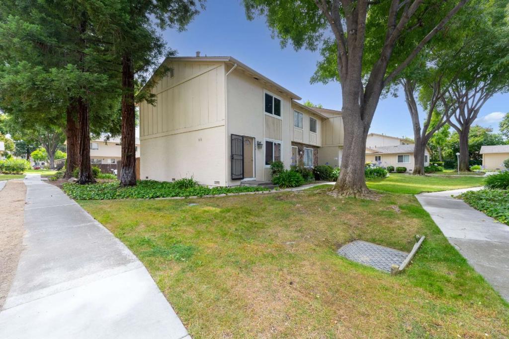 Photo 1 of 43 — 3696 Woodbine Way, Pleasanton, CA 94588